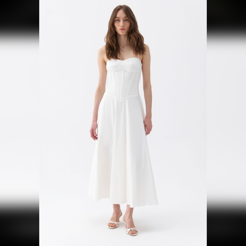 Chic Strapless White Dress